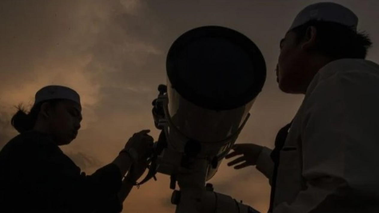 Mengenal Metode Hilal dan Hisab yang Digunakan oleh Pemerintah dan Muhammadiyah dalam Tentukan Lebaran
            - galeri foto