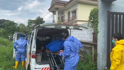 Gempar, Pria Paruh Baya di Kota Malang Ditemukan Membusuk di dalam Kamarnya