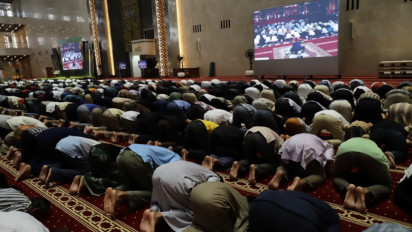 Masjid Istiqlal Gelar Salat Gerhana Matahari bertajuk 'Fenomena Alam sebagai Sarana Mendekatkan Diri Kepada Allah SWT'