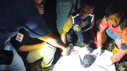 Warga Mojokerto Digegerkan Adanya Tengkorak Kepala Manusia yang Ditemukan saat Cari Ikan di Sungai