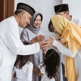 Jurus Ampuh Jawab Pertanyaan "Kapan Nikah?" dan "Kapan Punya Anak?" Saat Lebaran