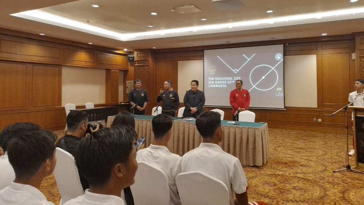 Erick Thohir Jamin Tim Nasional Indonesia U-22 Dapat Bonus di SEA Games 2023 Kamboja, Beri Syarat Berprestasi
            - galeri foto