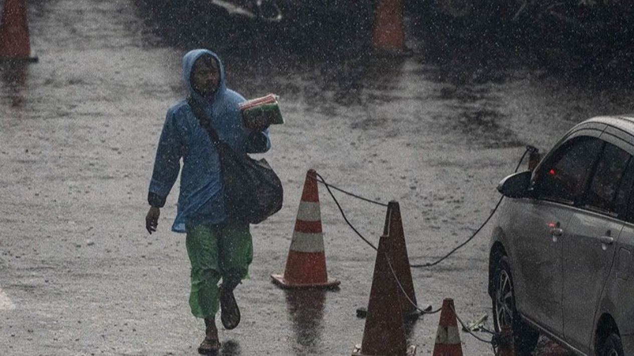 Hari Kedua Lebaran Kota Besar di Indonesia Berpeluang Hujan
            - galeri foto