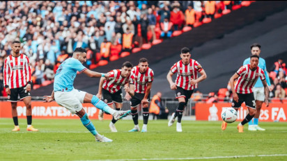 Manajer Pep Guardiola Akui Hattrick Jadi Bentuk Protes Riyad Mahrez di Manchester City Karena Minim Menit Bermain