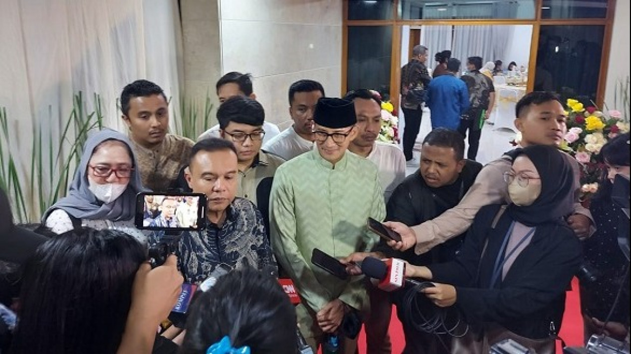 Resmi Keluar dari Gerindra, Sandiaga Uno ke PPP: Mohon Bersabar
            - galeri foto