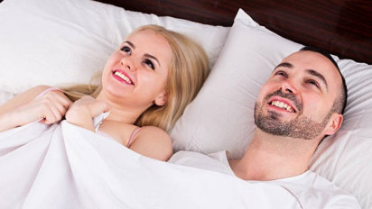 Cara Bangkitkan Gairah Suami, Kenali Titik Sensitifnya ya Bunda, Paksu Pasti Terangsang