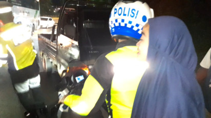 Kehabisan Bensin dan Terjebak Macet di Jalur Gentong Tasikmalaya, Penyakit Herpes Wanita Ini Kambuh, Polisi Evakuasi Korban