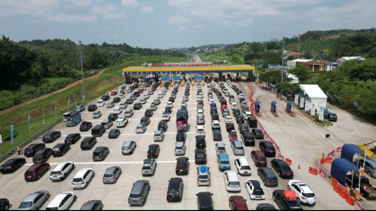 Catat! Ini 12 Ruas Tol Arus Balik yang Mendapatkan Diskon Selama Arus Balik Lebaran 2023
            - galeri foto