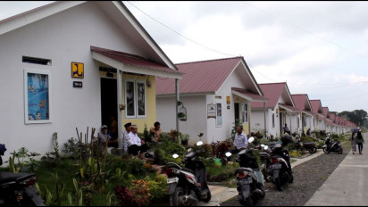 Senyum Bahagia Penyintas Semeru, Rayakan Lebaran di Hunian Baru