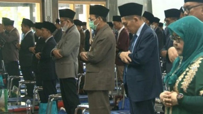 Viral! Salat Id di Al Zaytun Indramayu Pria Wanita Bercampur dan Saf Tidak Rapat