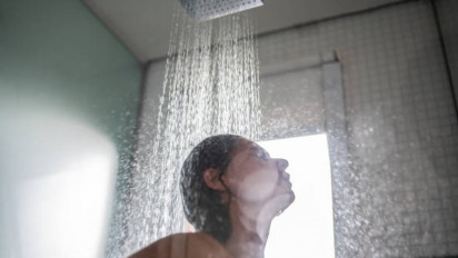 Hukum Menggauli Istri yang Belum Mandi Junub Setelah Haid Menurut Ustaz Firanda Andirja, Ternyata...