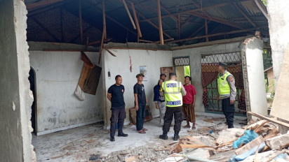 Satu Rumah Warga di Tapsel Rusak Akibat Gempa Magnitudo 6,9 Mentawai-Sumbar, Korban Tertimpa Tembok dan Berhasil Menyelamatkan Diri