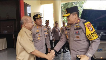 Pasca Penyerangan Mapolres Jeneponto, Kapolda Sulsel Langsung Cek  TKP