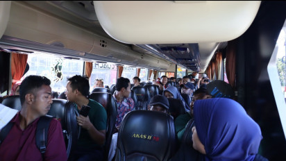 Cegah Kemacetan Arus Balik, Puluhan Pemudik Asal Probolinggo Ikuti Mudik Gratis Menuju Surabaya