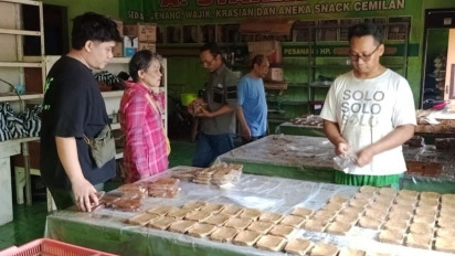 Oleh-Oleh Lebaran, Jajanan Tradisional di Tegalgondo Klaten Ramai Diserbu Pemudik
