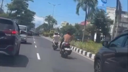 Viral, Bule Telanjang dan Ugal-ugalan di Kuta Bali Dicari Polisi 