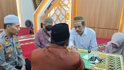 Mempelai Laki-laki Kecanduan Sabu, Sepasang Pengantin Menangis Haru saat Ijab Kabul di Tahanan