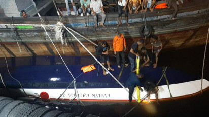 Speedboat Evelyn Calisca 01 Terbalik, Bakamla RI Bantu Evakuasi Korban
