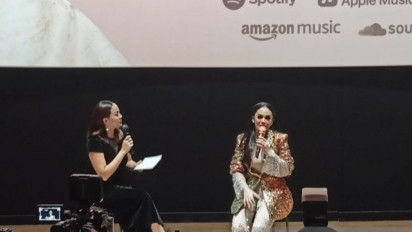 Tekuak! Alasan Kris Dayanti Rilis Ulang Lagu Hit "Mencintaimu"