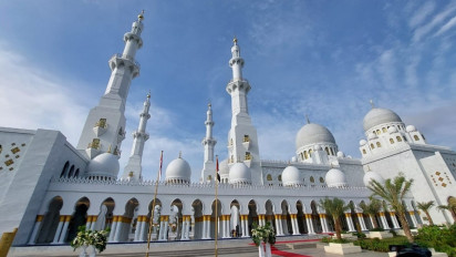 Tarif Parkir di Kawasan Masjid Sheikh Zayed Ugal-Ugalan, Ini Respon Gibran