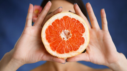 5 Titik Sensitif Wanita yang Mesti Pria Tahu, Kalau Disentuh Bikin Bunda Merasa Nikmat Sampai ke Ubun-ubun