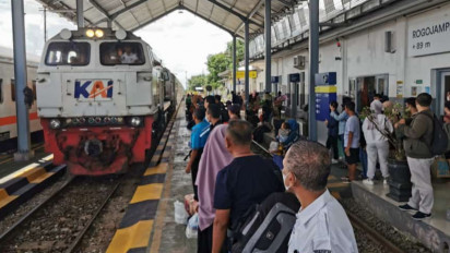 Musim Arus Balik, 8 Penumpang KA Diturunkan Paksa Akibat Tak Kantongi Tiket