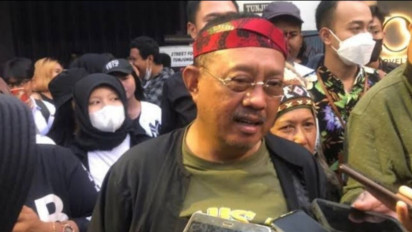 Ida Dayak ke Surabaya, Wawali Armuji Kritik yang Diobati Hanya Kalangan Tertentu: Jangan Pilih-pilih
