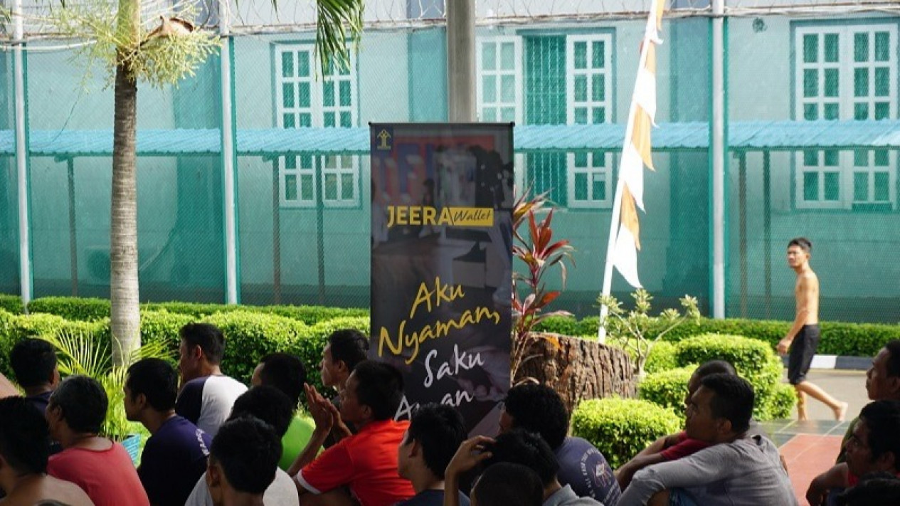 Heboh Anak Menkumham Yasonna Laoly Diduga Jadi Anak Menteri yang Terlibat Bisnis dan Monopoli di Penjara
            - galeri foto