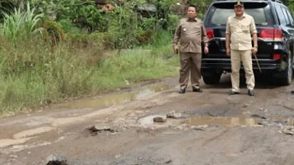 Presiden Jokowi Dijadwalkan Kunjungi Lampung Tengah Lewat Jalan Rusak yang Viral di Media Sosial, Gubernur dan Bupati Langsung Bebenah