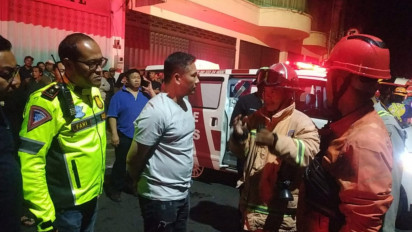 Kebakaran Malang Plaza Hanguskan 63 Stand, Petugas Kerahkan 10 Lebih Mobil Pemadam