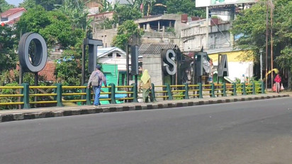 Hari Pertama Penutupan Jalan Otista, Sejumlah Ruas Jalan Macet