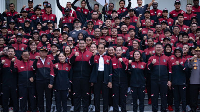 Jokowi Beri Target Medali Emas Lebih Banyak Bagi Kontingen Indonesia di SEA Games 2023 Kamboja