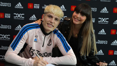 Respon Skuad Manchester United usai Alejandro Garnacho akan jadi Ayah di Usia 18 TahunÂ 