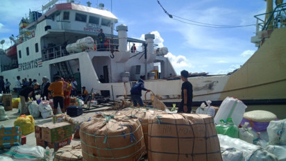 Kapal Perintis Over Kapasitas Puluhan Penumpang Arus Balik Gagal Diberangkatkan Ke Bontang