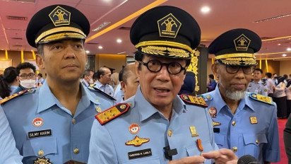 Anaknya Dituding Bisnis Dalam Lapas, Yasonna Laoly Beberkan Peran Tio Pakusadewo di Jeera Foundation