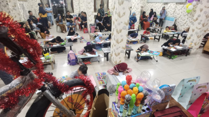 Asah Kemampuan di Bidang Seni, Puluhan Anak Ikuti Lomba Mewarnai Bertema Hardiknas 