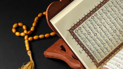 Baca Surah Yasin di Malam Hari, Ustaz Abdul Somad Sebut Dosa Diampuni Saat Subuh