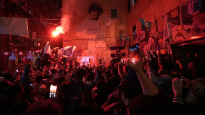 Satu Tewas dan Ratusan Lainnya Luka-Luka dalam Perayaan Juara Napoli