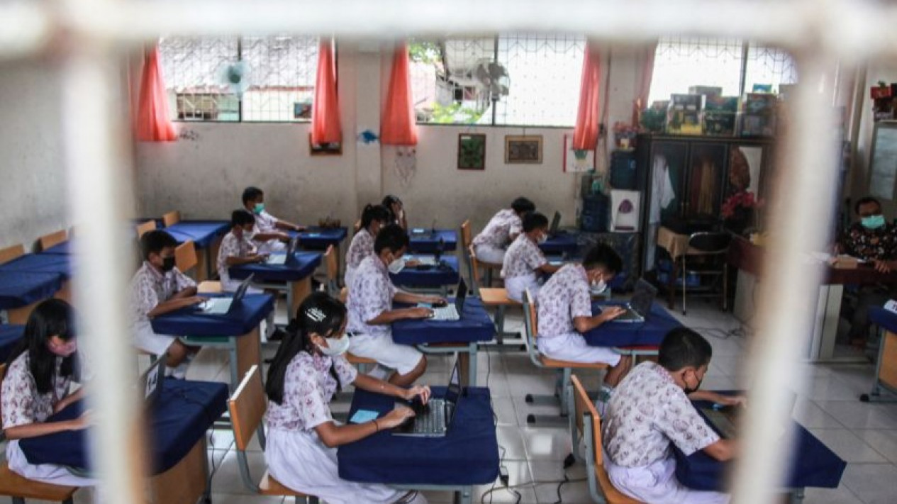 Saat Anak Ujian Sekolah, Ini yang Perlu Orang Tua Lakukan
            - galeri foto