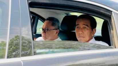 Jokowi Persilakan Masyarakat Laporkan Jalan Rusak Parah Lewat Media Sosial Miliknya