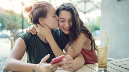 Seorang Lesbian Ingin Bertaubat, Tapi Ragu Takut Hidup Jadi Susah, Ini Pendapat Buya Yahya