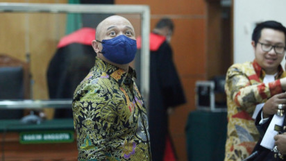 Guru Besar UNAIR Soroti Kasus Teddy Minahasa, Sebut Kebenaran Materiil Belum Teruji