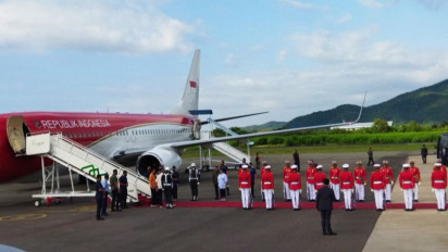 Kembali Mengecek Veneu Kesiapan KTT ASEAN, Presiden Jokowi dan Ibu Iriana Tiba di Labuan Bajo