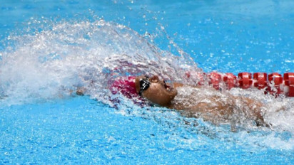 Renang Panen Emas, Siman dan Masniari Kawinkan Medali Emas Nomor 50 Meter Gaya Punggung