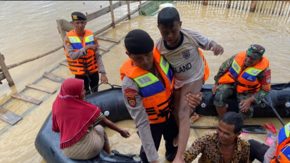 Korban Banjir Aceh Barat Butuh Bantuan Makanan dan Obat - Obatan