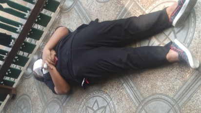 Duh, 2 Emak-emak Nekat Terobos Masuk Istana, Polisi Langsung Lakukan Ini