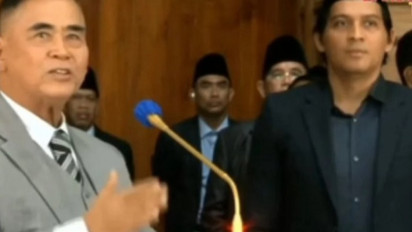 Ajak Santri Nyanyikan 'Salam Kristen' Pandji Gumilang Pimpinan Ponpes Al-Zaitun Kembali Jadi Sorotan, Warganet: Sesat! Ini Wajib Dibubarkan