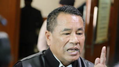 Merasa Lebih Senior, Sebelum Vonis Hotman Paris Sesumbar Sudah Yakin Teddy Minahasa Tidak Dihukum Mati