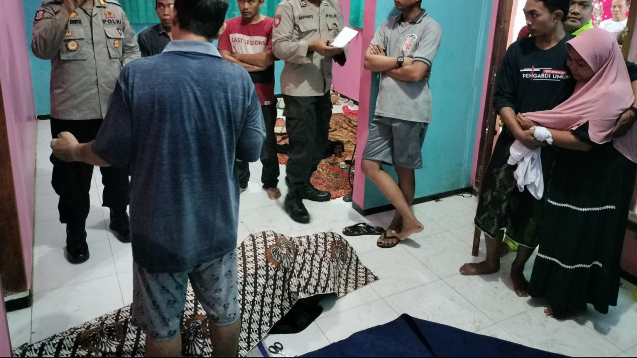Putus Cinta, Pemuda asal Situbondo Akhiri Hidupnya dengan Gantung Diri
            - galeri foto