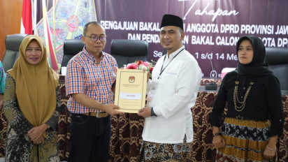 Taj Yasin Daftar Calon Anggota DPD, Bawa Serta Surat Pengunduran Diri Sebagai Wagub Jateng